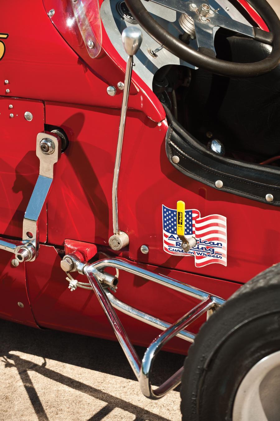 Studebaker Midget Open Track Racing Car 1948 года  (фото 3 из 21)